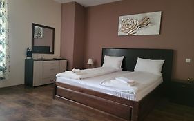 Стаи за гости Писателите